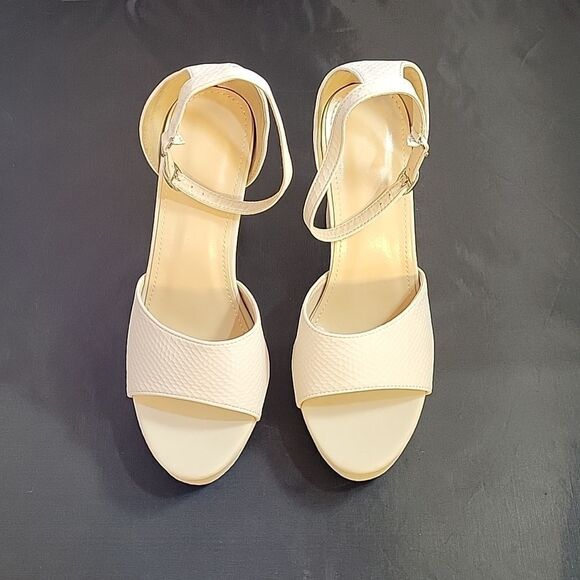 BRAND NEW  WOMEN"S PLASFORM HIGH HEEL  ADJUSTABLE BUCKLE ANKLE STRAP SANDAL - Picture 4 of 14